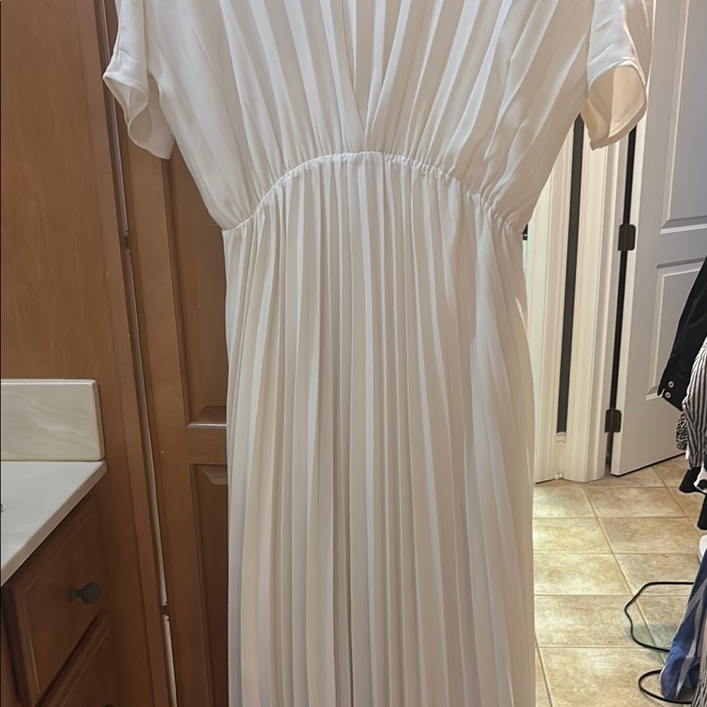Halogen Cream Ruched Maxi Dress with Dolman Sleeves - Picture 2 of 6